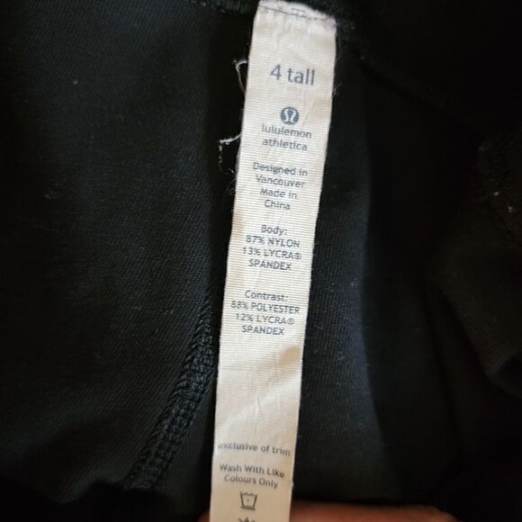 Lululemon Full Length Yoga Leggings. Size 4 tall - Picture 5 of 6